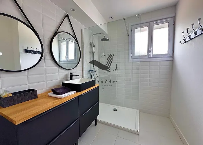 Casa de Férias La Verrerie - Maison Coeur De Avec Jardin *